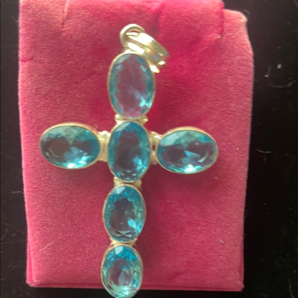 London Blue Topaz 6 Gemstone Cross pendant with Elegant Design - Picture 4 of 7